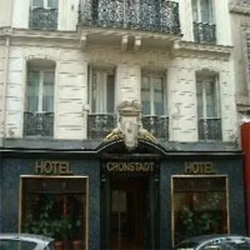 Cronstadt Otel 2*